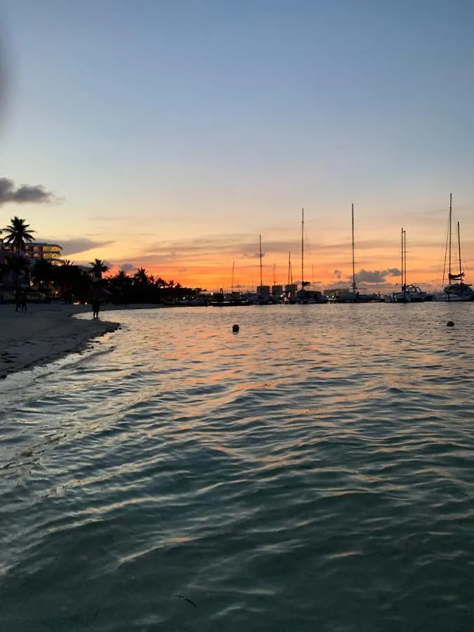 Apartamento Ocean View Aquamarina Cancún